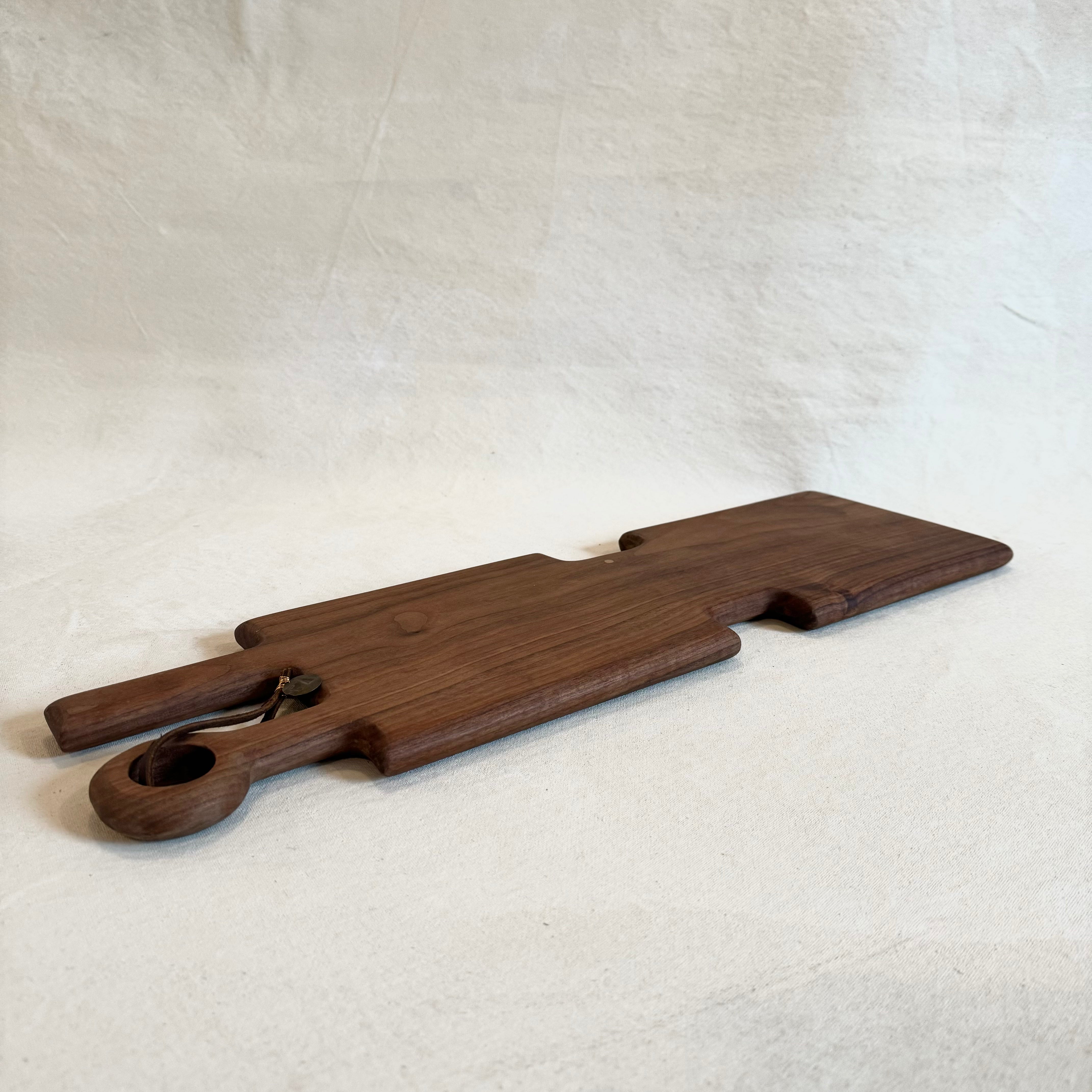 Francisco Acosta Walnut Charcuterie Board – Ministry of the Interior